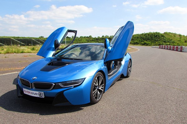 Image of BMW i8 Driving Thrill