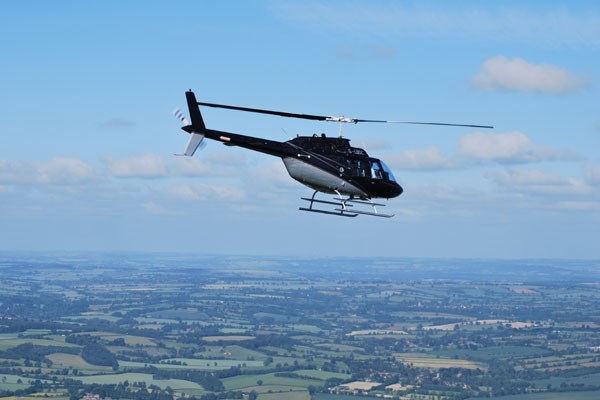Picture of VIP Glimpse of London Helicopter Tour with Bubbly for Two