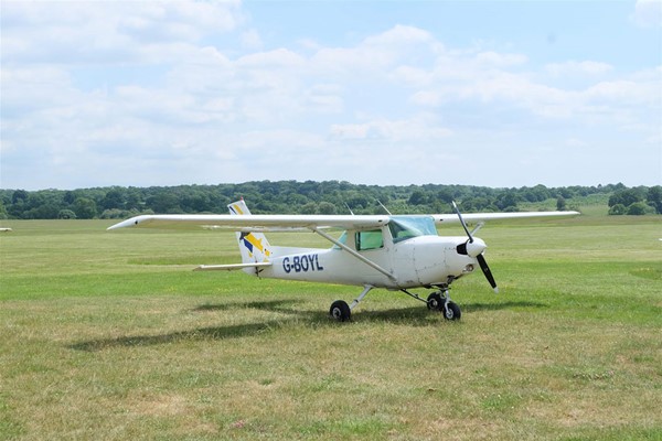 Image of 60 Minute Light Aircraft Flight in Surrey