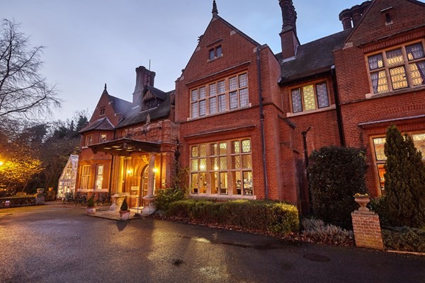 Picture of Deluxe Spa Day with 3 Treatments and Lunch at Bannatyne Bury St Edmund - Weekround