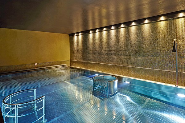 Picture of Spa Day with 25 Minute Treatment, Lunch or Afternoon Tea at Crowne Plaza Battersea