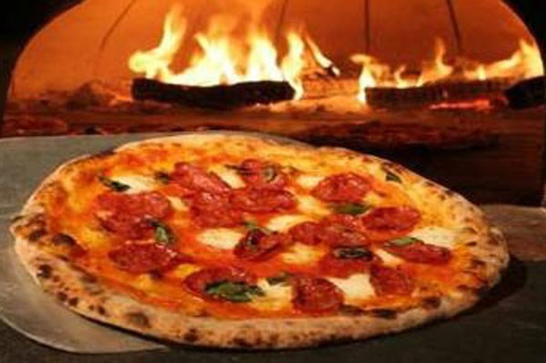 Image of Pizza or Pasta with Wine or Beer for Two at La Cucina - Lunch Offer