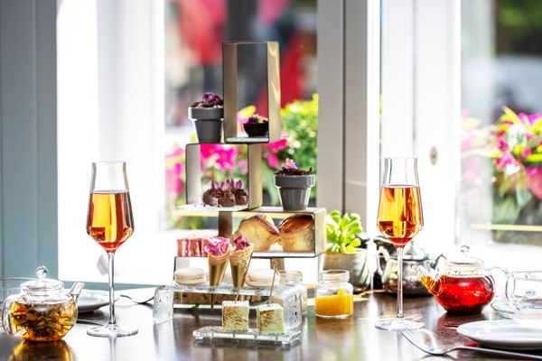Image of Botanical Afternoon Tea and Bottomless Bubbles at 5* London Marriott Park Lane