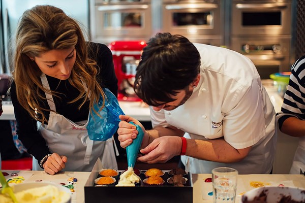 Picture of Cupcake Decorating Class with Afternoon Tea for Two at Cake Boy