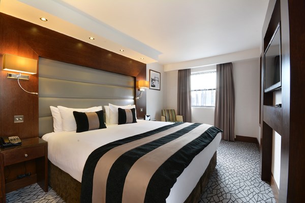Picture of Luxury Overnight Stay with Breakfast at The Park Grand Kensington for Two