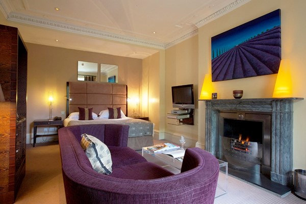 Picture of One Night Country Escape with Dinner for Two at Cotswold House Hotel and Spa