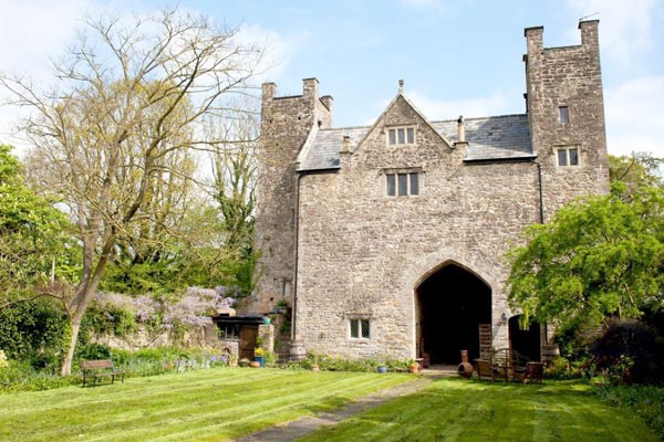 Image of Overnight Getaway in a Medieval Castle for Two at the Welsh Gatehouse