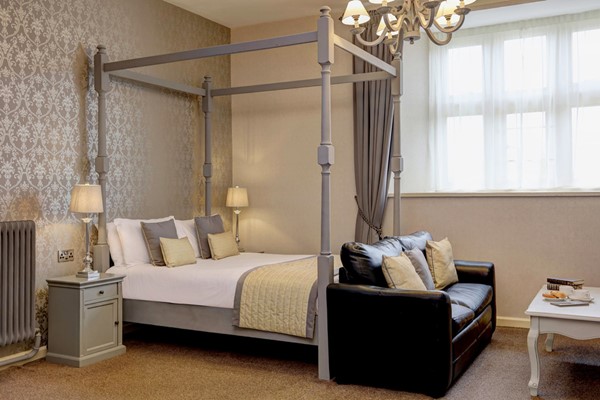 Picture of Two Night Luxury Escape in a Four Poster Room for Two at Walworth Castle Hotel