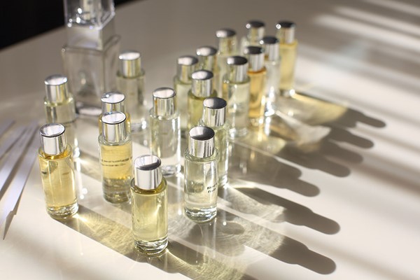 Picture of Design Your Own Fragrance from Home for One