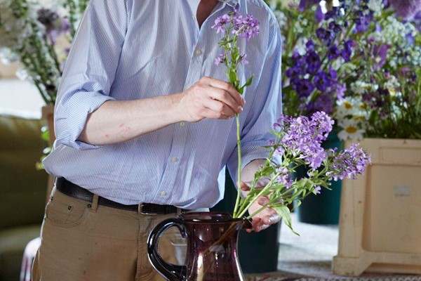 Image of Online Art of Environmental Floristry Course with an Expert for One