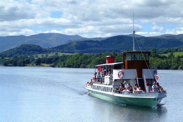 Image of Glenridding Cruise and Bubbles for Two with Ullswater Steamers
