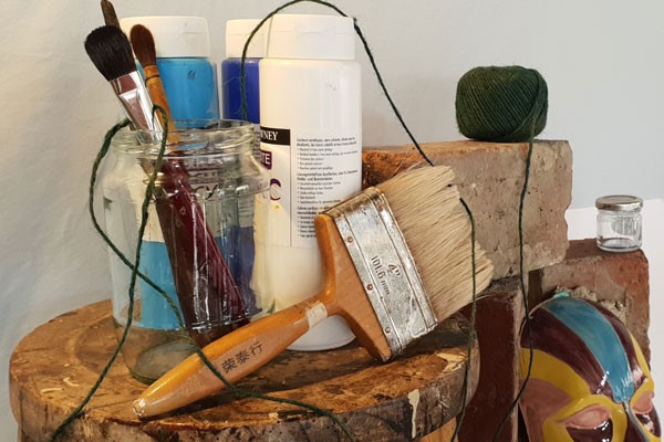 Picture of Still Life Drawing and Painting at Lyndene Bed and Breakfast