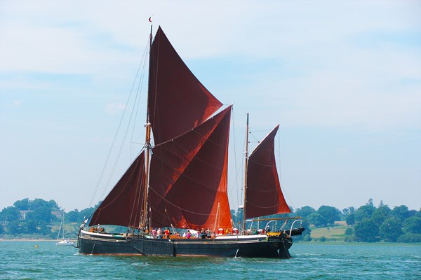 Picture of Thames Sailing Barge Lunch Cruise for Two in Essex