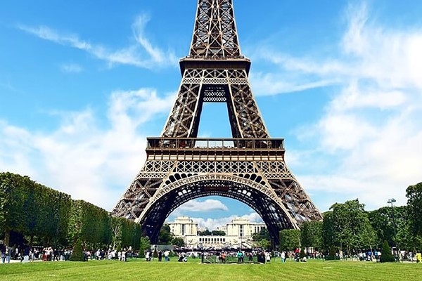 Picture of Guided Day Tour of Paris and Lunch at the Eiffel Tower for Two
