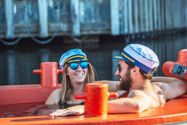 Picture of Skuna Hot Tug Boat Guided Tour for Two in Central London