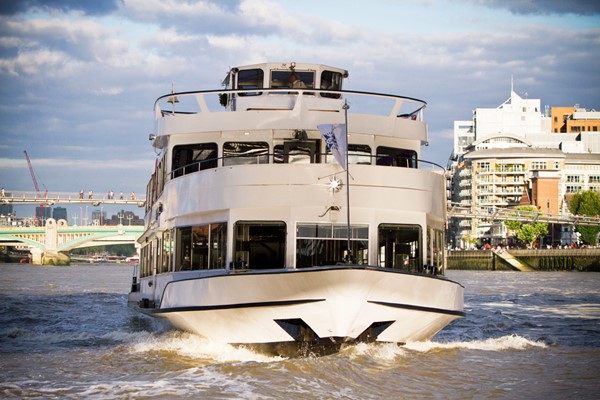 Picture of Sunday Taste of Britain Thames River Cruise with Pimms for Two