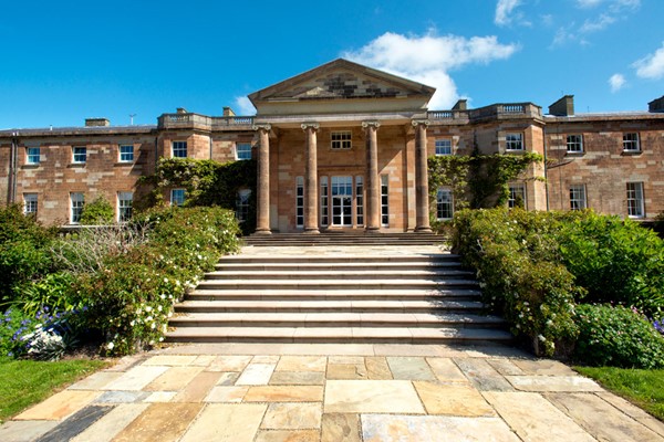 Picture of Hillsborough Castle and Gardens Tour for Two Adults and Three Children