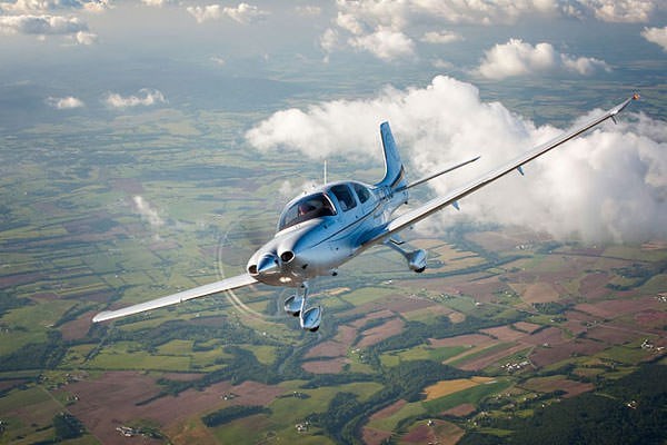 Image of 60 Minute Flying Lesson in Gloucestershire