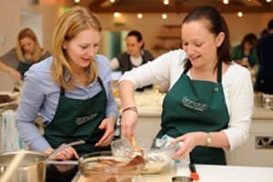 Picture of Half Day Cupcake Making Course at Brompton Cookery School